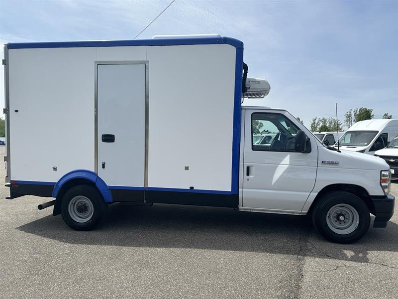 Ford Econoline  2023