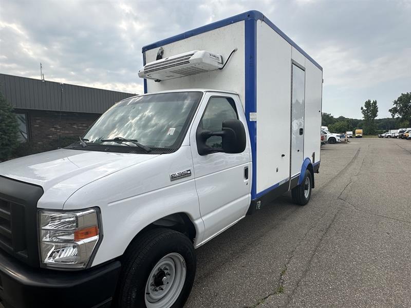 Ford Econoline  2023