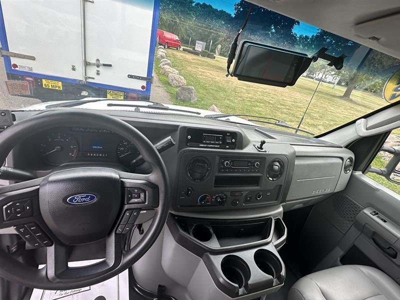 Ford Econoline  2023