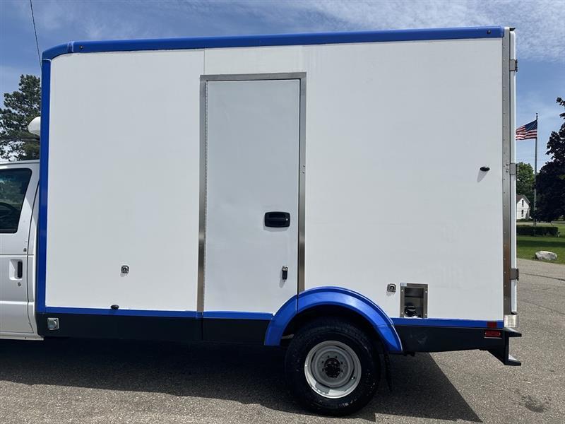 Ford Econoline  2023