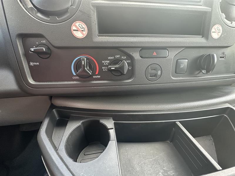 Ford Econoline  2024