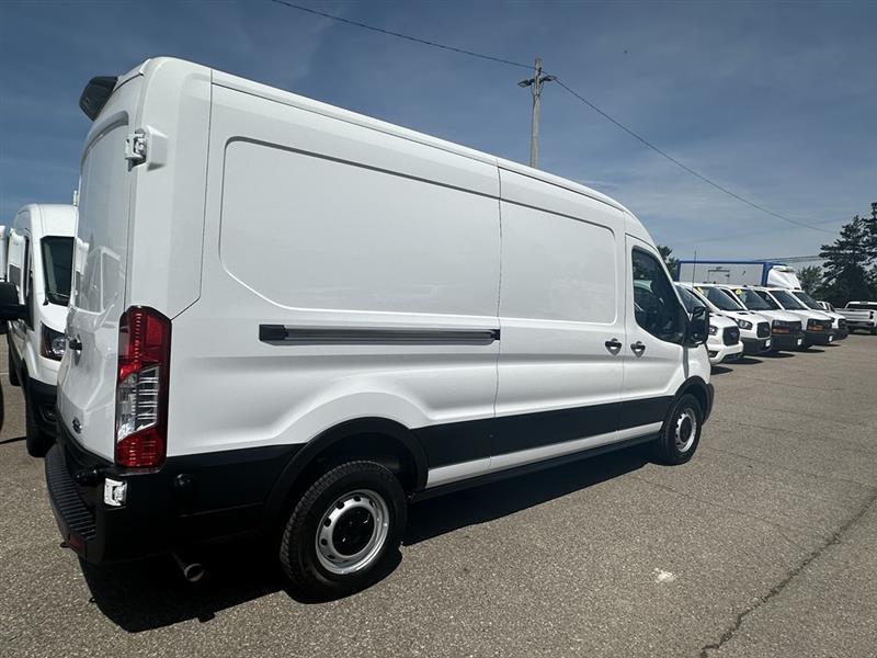 Ford Transit  2024
