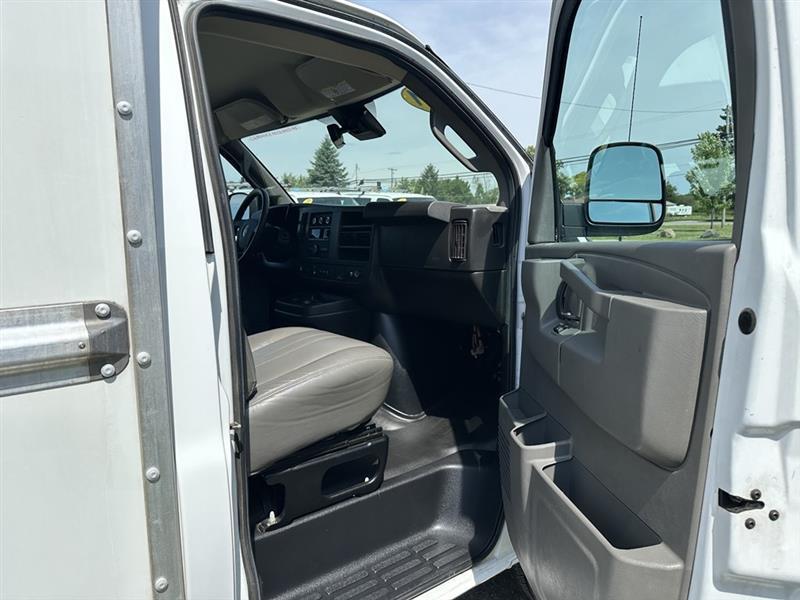 GMC Savana  2021