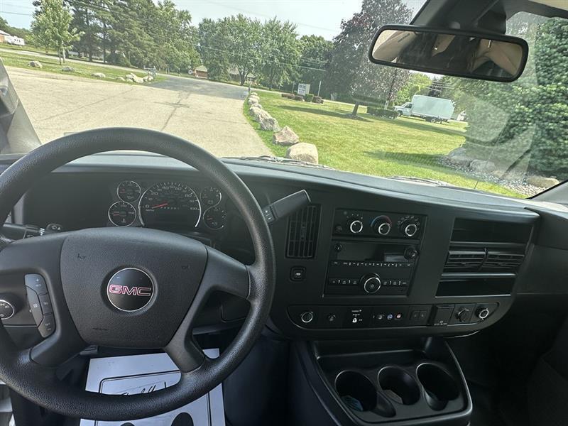 GMC Savana  2021