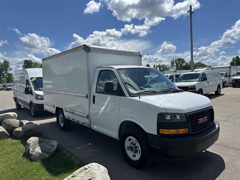 GMC Savana  2021