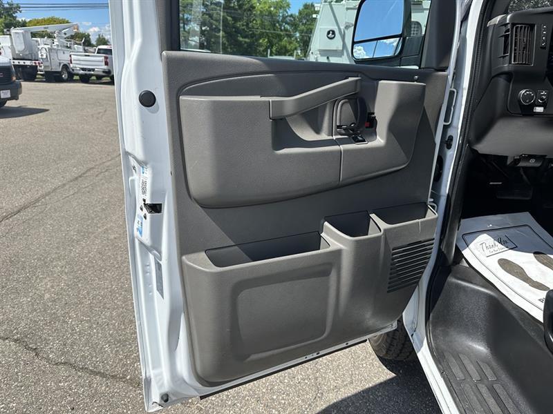 GMC Savana  2021