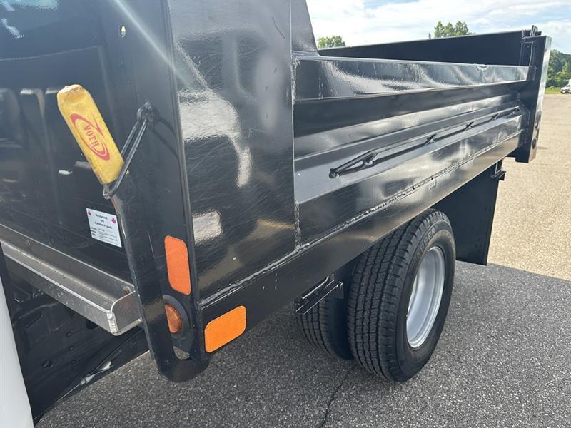 Chevrolet Dump Truck  2019