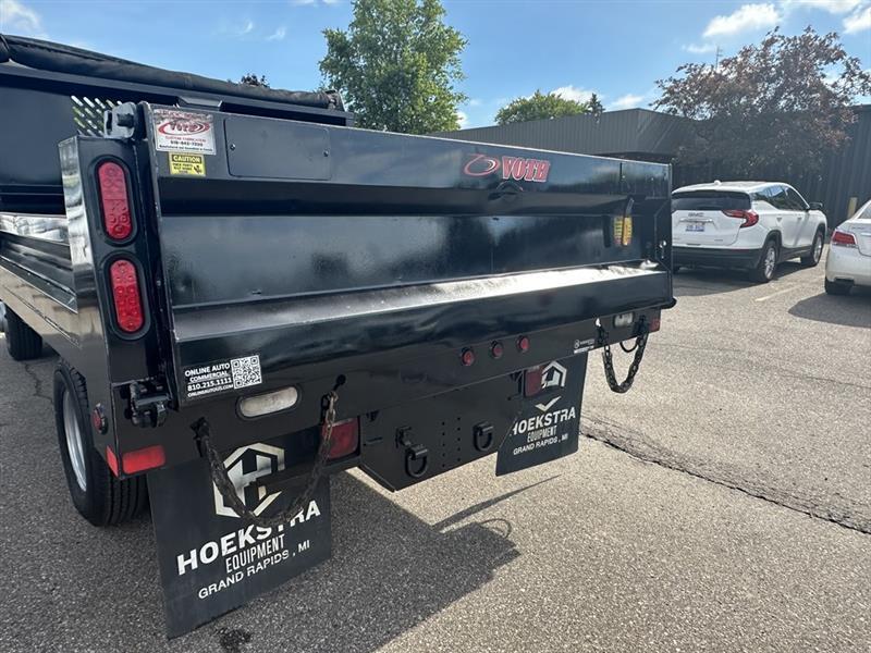 Chevrolet Dump Truck  2019