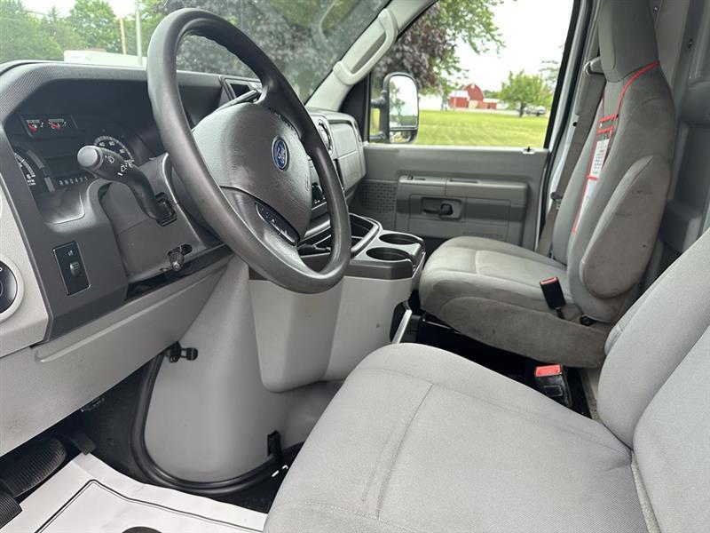Ford Econoline  2019