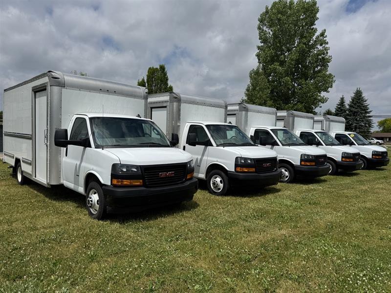 GMC Savana  2022