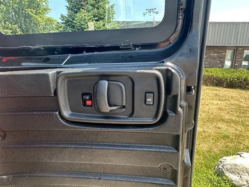 GMC Savana  2022