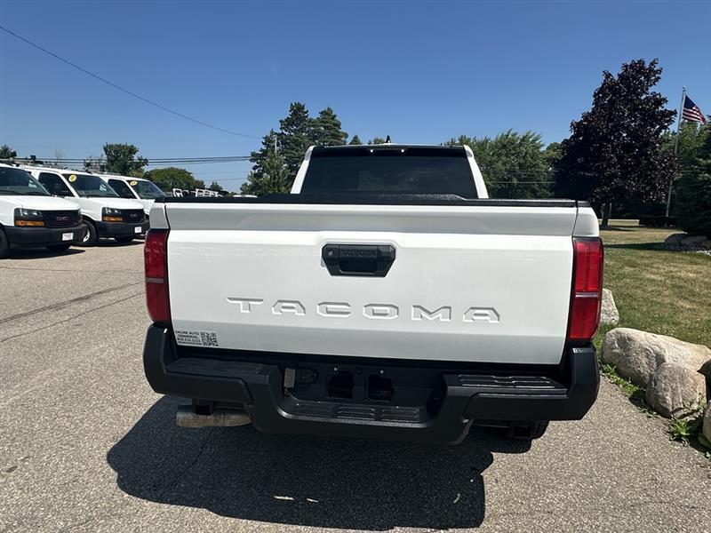Toyota Tacoma  2024