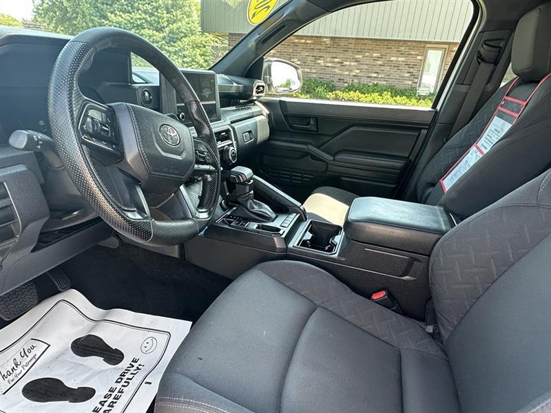 Toyota Tacoma  2024