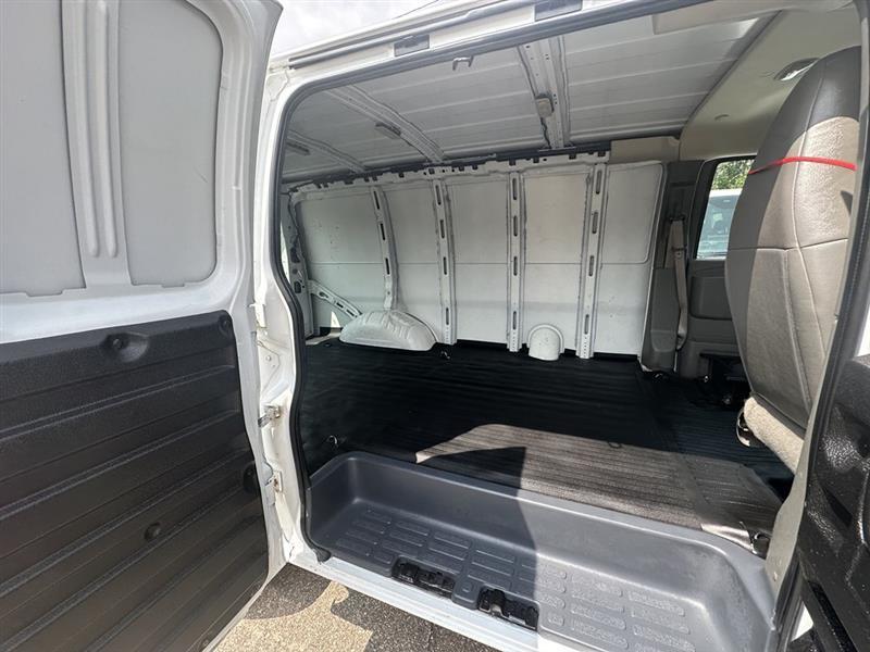 GMC Savana  2017