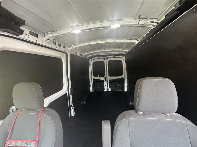 Ford Transit  2021