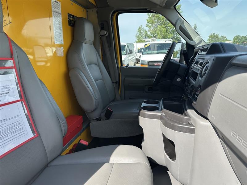Ford Econoline  2022