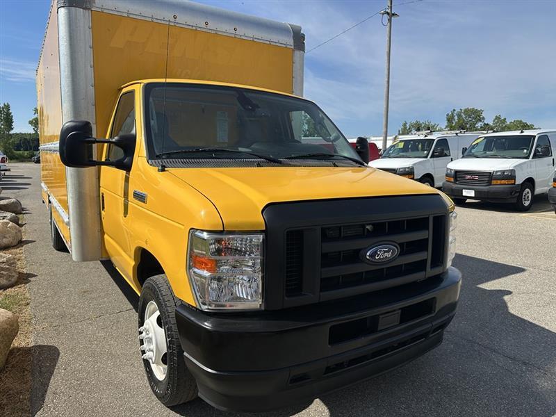 Ford Econoline  2022