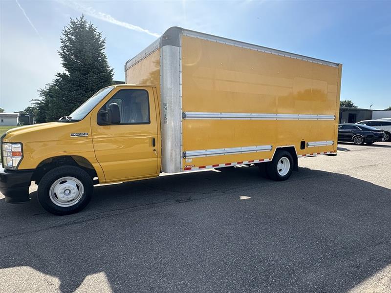 Ford Econoline  2022