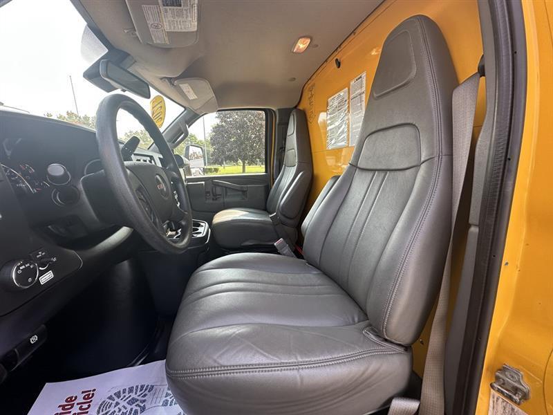 GMC Savana  2021