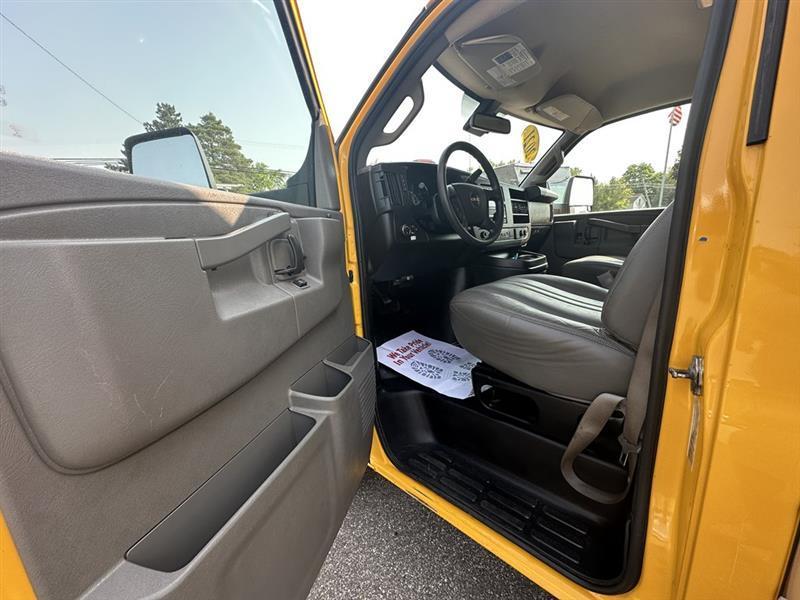 GMC Savana  2021