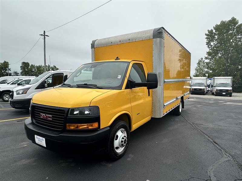 GMC Savana  2021