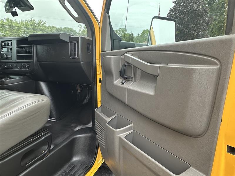 GMC Savana  2021