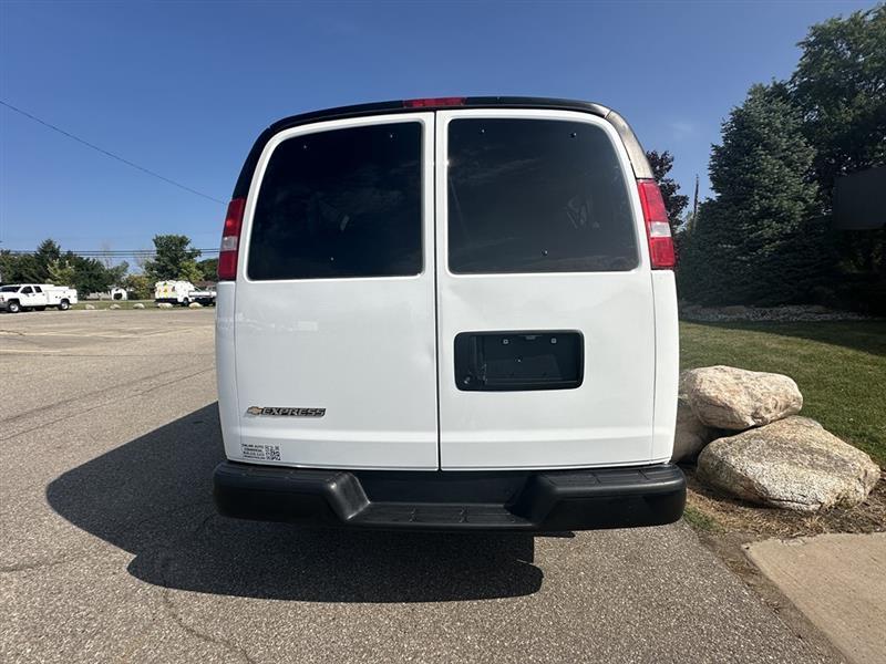 Chevrolet Express  2024