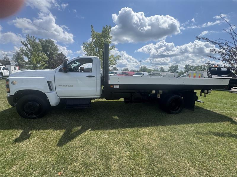 Chevrolet Dump Truck  2023