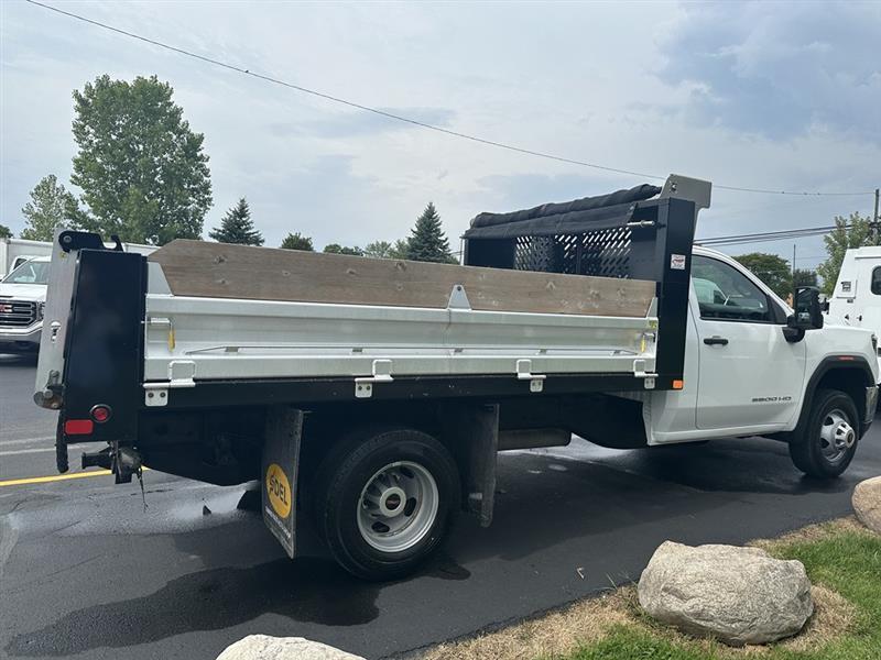 GMC Dump Truck  2021