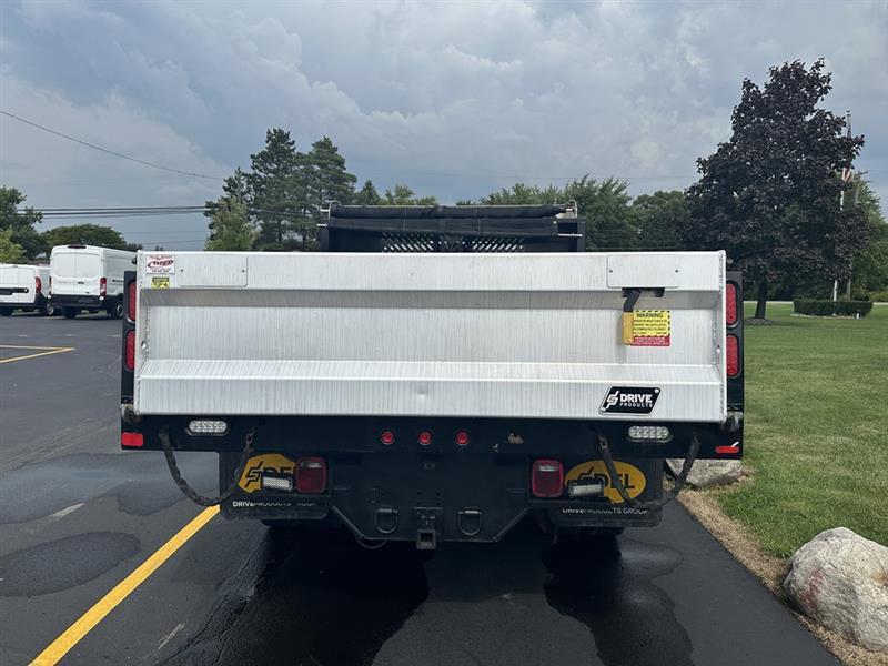 GMC Dump Truck  2021
