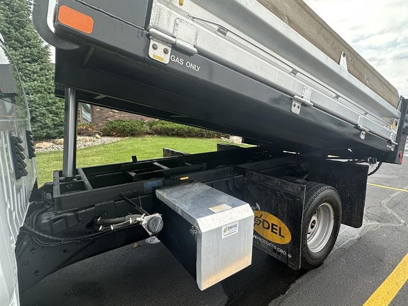 GMC Dump Truck  2021