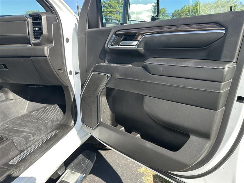 Chevrolet Silverado 2500  2024
