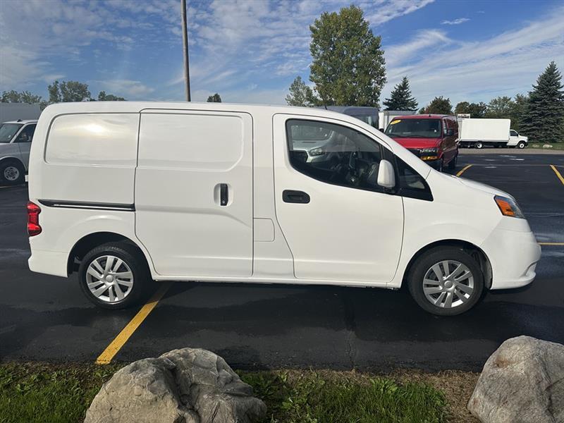 Nissan NV200  2020