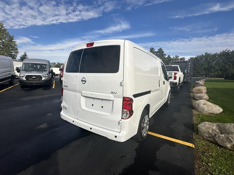 Nissan NV200  2020