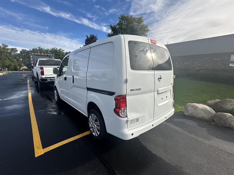 Nissan NV200  2020
