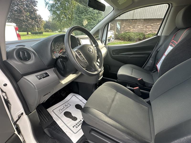 Nissan NV200  2020