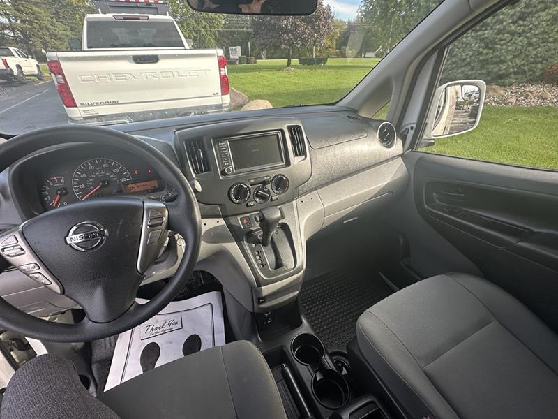 Nissan NV200  2020