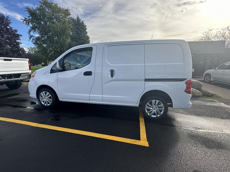 Nissan NV200  2020