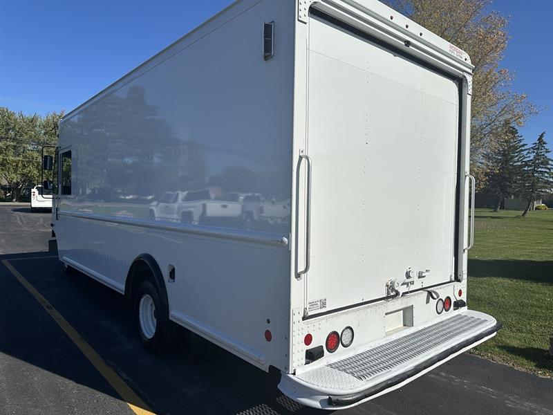 Ford Econoline  2018