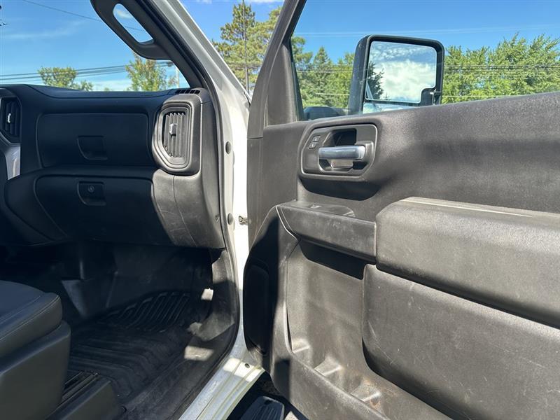 GMC Sierra 3500HD  2024