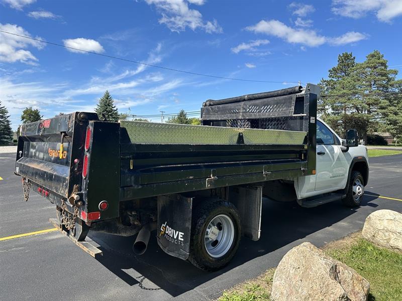 GMC Sierra 3500HD  2024