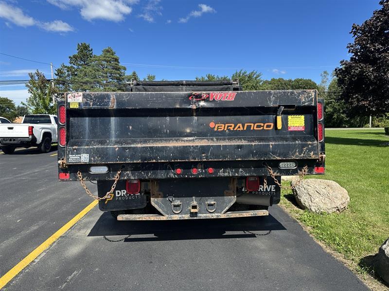 GMC Sierra 3500HD  2024