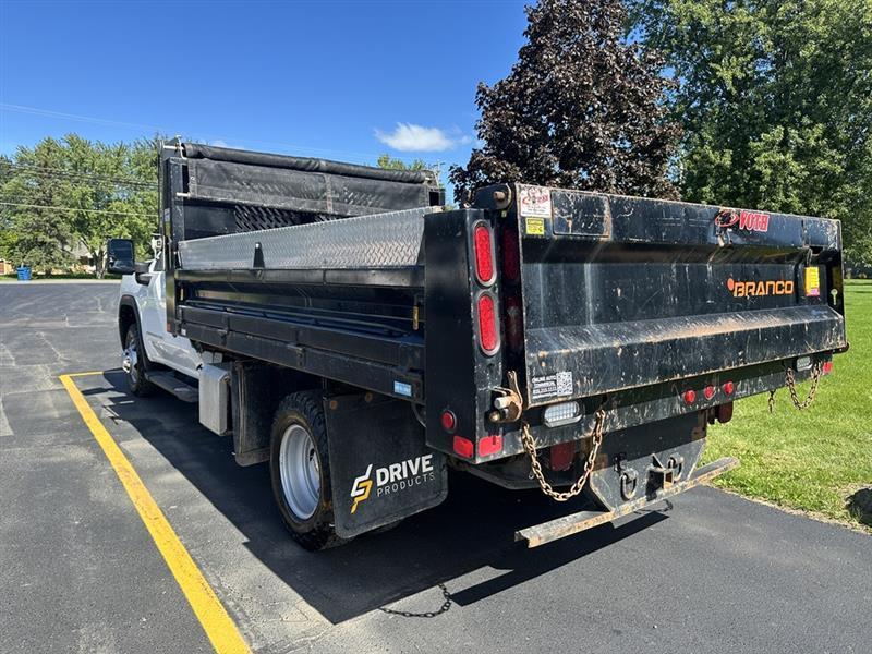 GMC Sierra 3500HD  2024