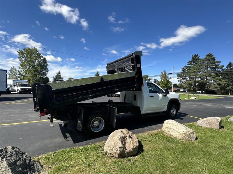 GMC Sierra 3500HD  2024