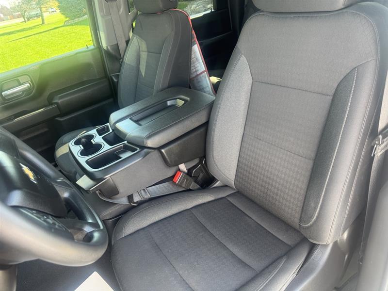 Chevrolet Silverado 2500  2025