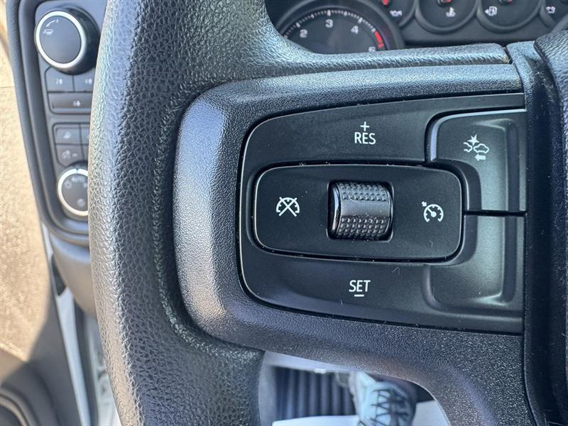 Chevrolet Silverado 2500  2025