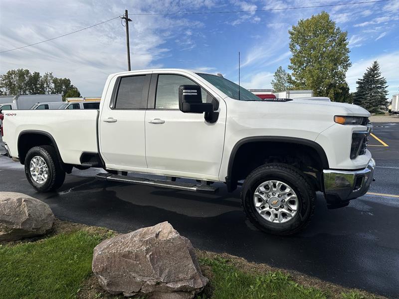Chevrolet Silverado 2500  2024