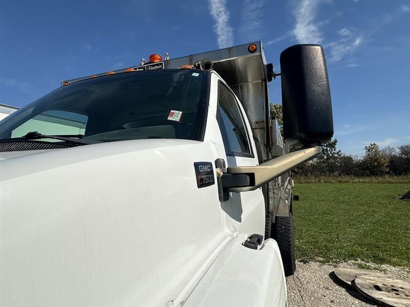 GMC C7C042  2007