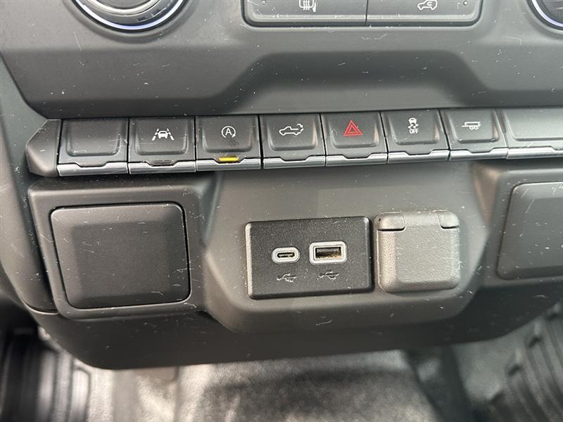 Chevrolet Silverado 1500  2025