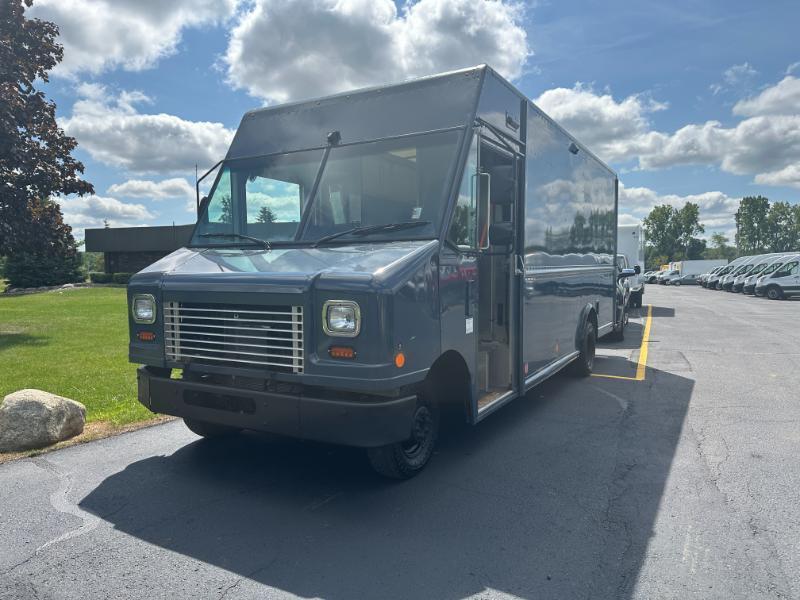 Freightliner M Line Walk-in Van  2020